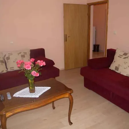 In 6792 Daire Rovanjska