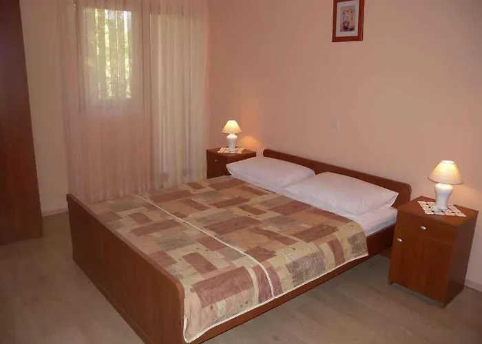 Appartement In 6792