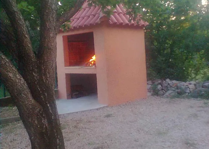 In 6792 * Рованьска